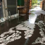 Hagelkörner verstopfen die Abläufe