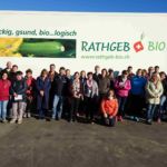 IOBC-Besucher vor unserem LKW